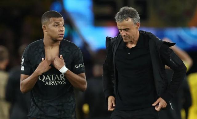 开云下载-【揭秘】姆巴佩对恩里克很不满意！又被打中锋惹毛了