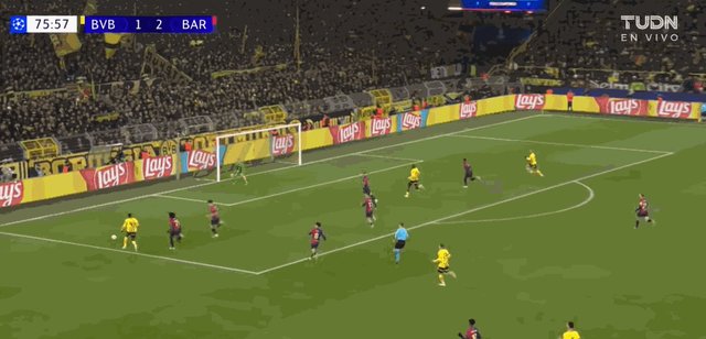 【欧冠】多特2比3巴萨，吉拉西、费兰·托雷斯梅开二度