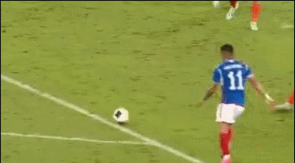 【亚冠】克雷桑破门郑铮头球绝平 泰山2比2平横滨