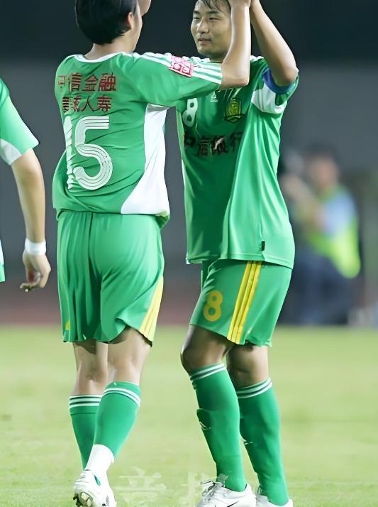 开云官网-曾是国安夺冠功臣，娶乒乓球选手为妻，31岁退役，如今身份不一般